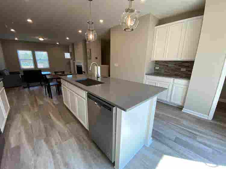 4 BR in Cary