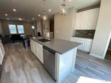 4 BR in Cary