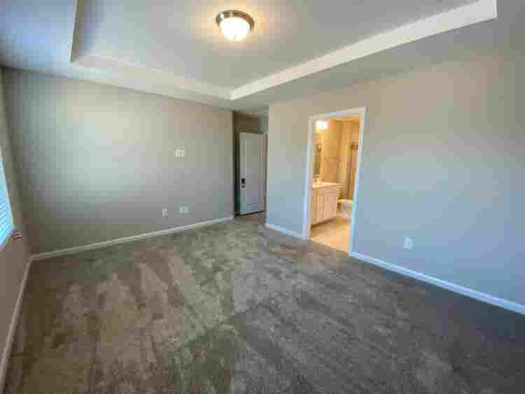 4 BR in Cary