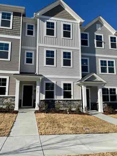 3 BR in Raleigh