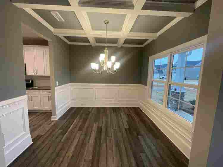 5 BR in Clayton