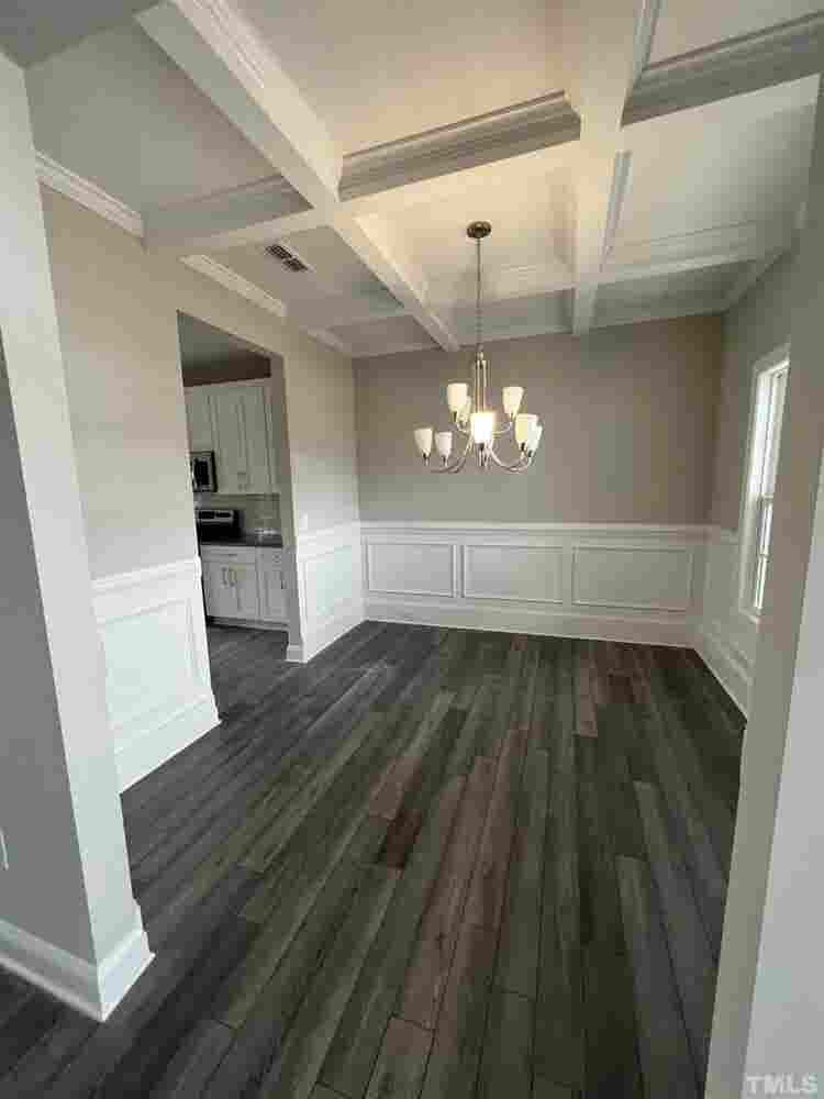 5 BR in Clayton