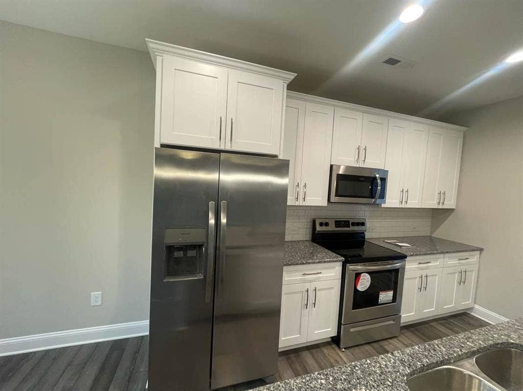 5 BR in Clayton