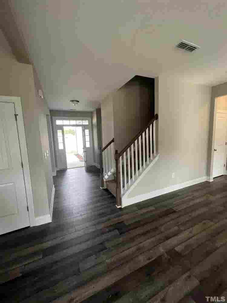 5 BR in Clayton