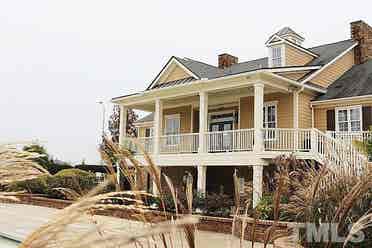 4 BR in Cary