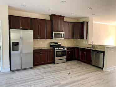 4 BR in Cary