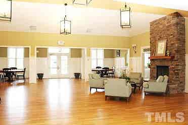4 BR in Cary