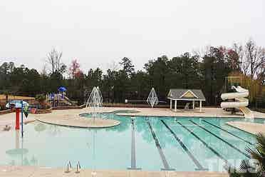 4 BR in Cary