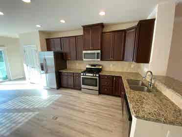 4 BR in Cary