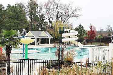 4 BR in Cary
