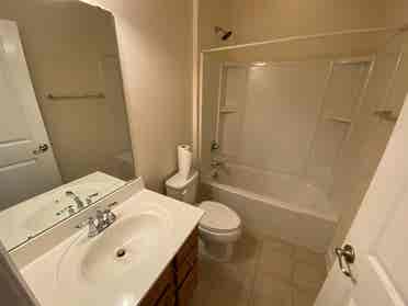 4 BR in Cary