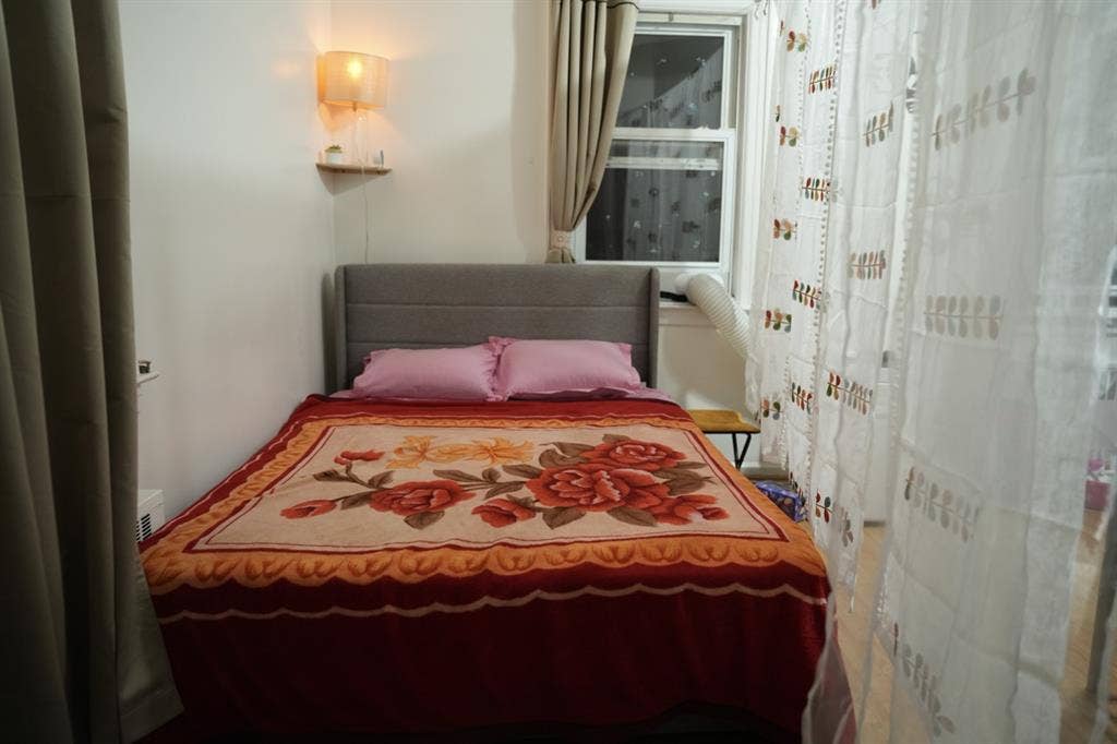 Privet Room &amp; Sharing Bunk Bed