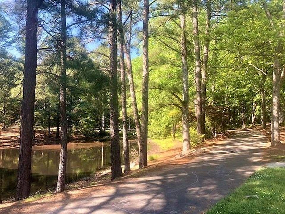3 BR in Raleigh