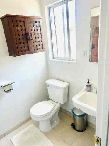 rooms to rent (parking incl)