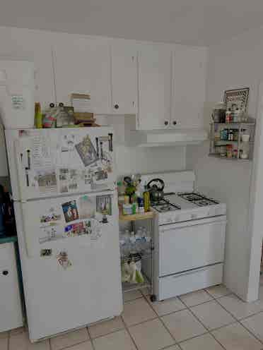 rooms to rent (parking incl)
