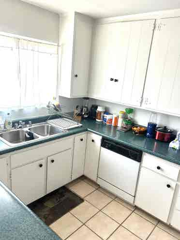 rooms to rent (parking incl)