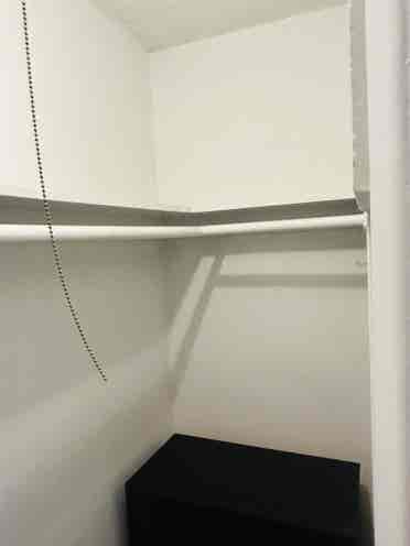 rooms to rent (parking incl)