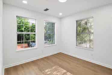 4 BR in Atlanta