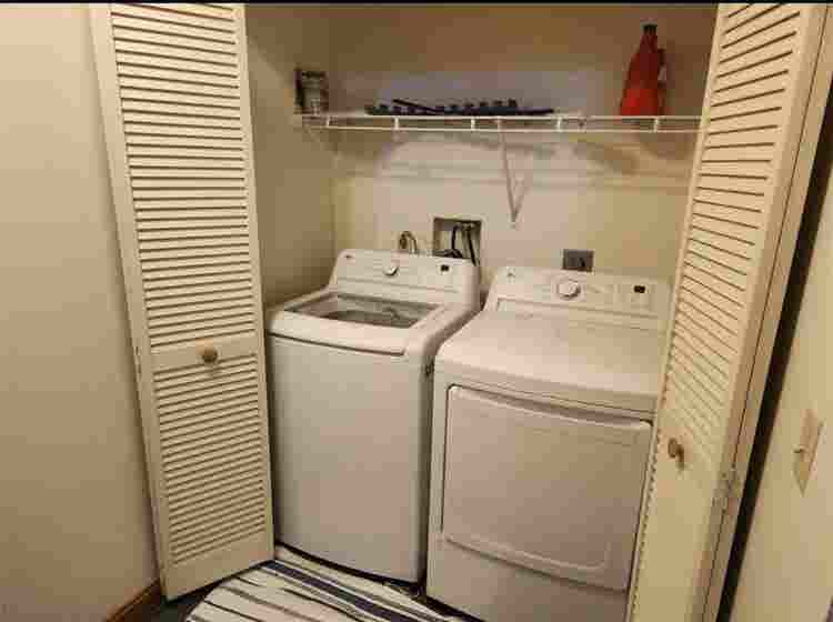 Spacious Rooms Available for Rent!