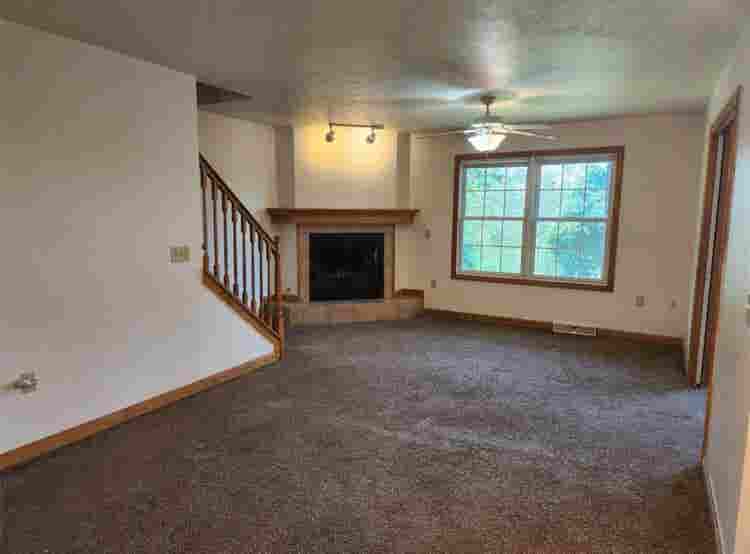 Spacious Rooms Available for Rent!