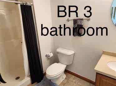 Spacious Rooms Available for Rent!