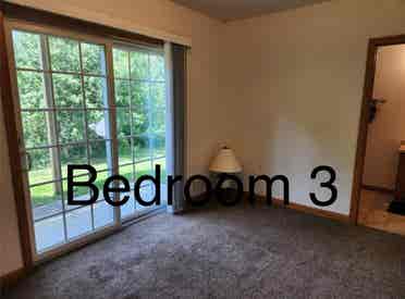 Spacious Rooms Available for Rent!