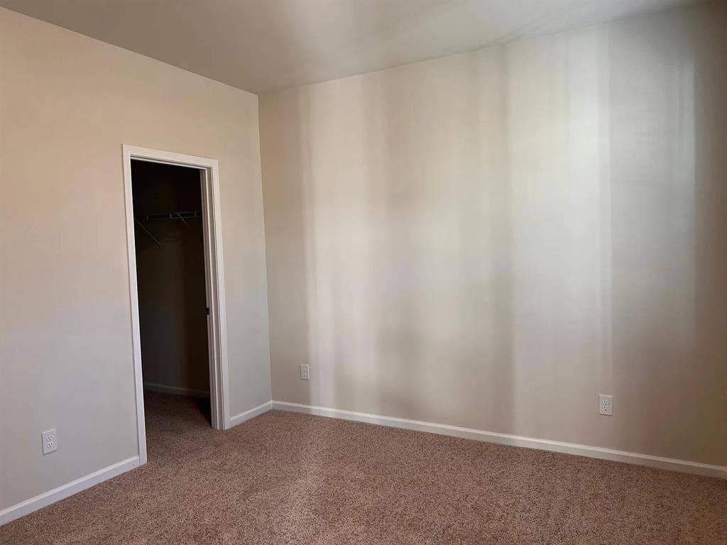 4 BR in Charlotte