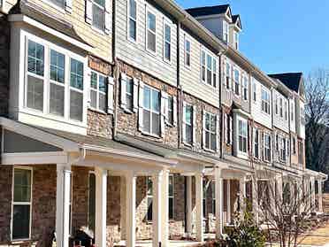 4 BR in Charlotte