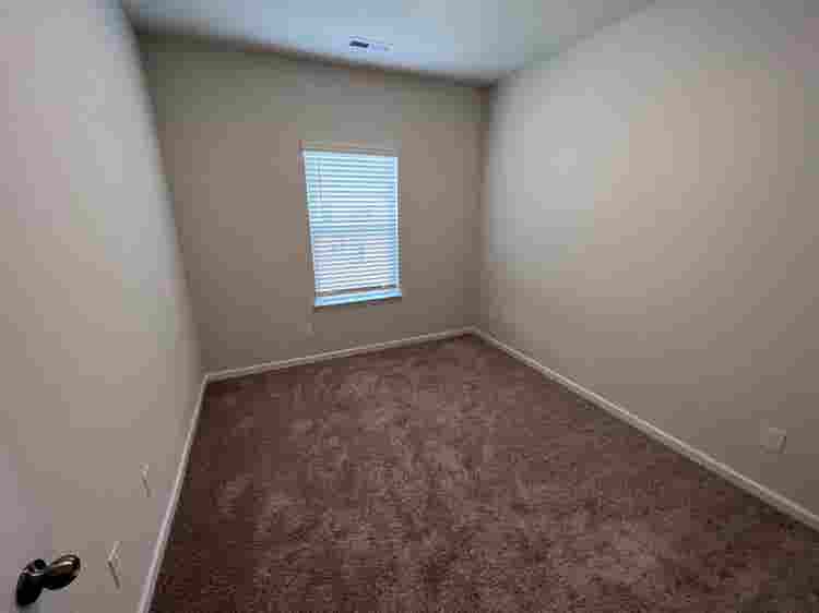 4 BR in Charlotte