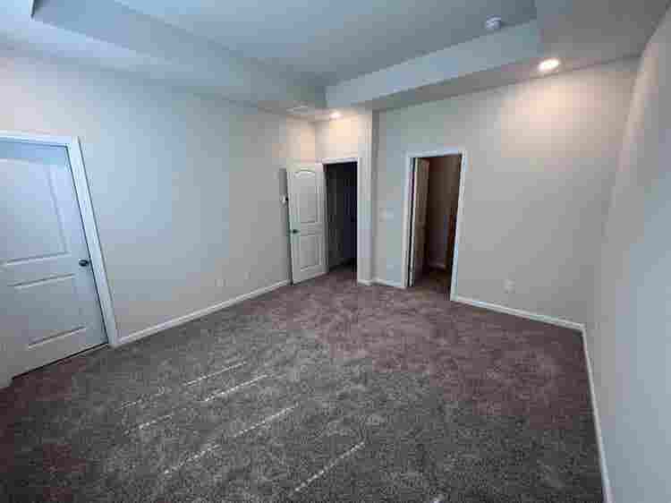 4 BR in Charlotte