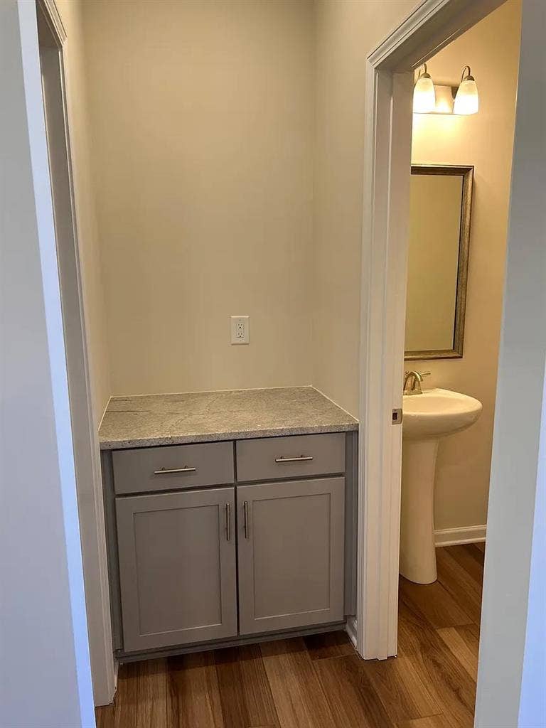 4 BR in Charlotte