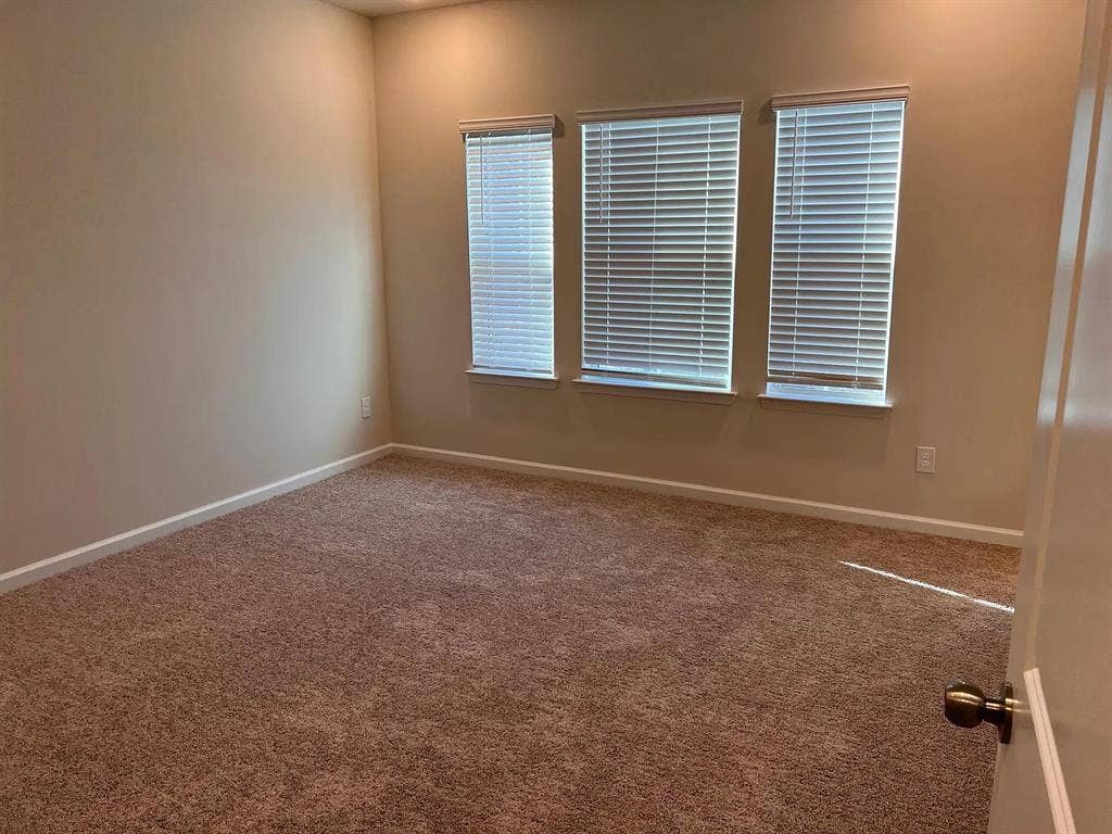 4 BR in Charlotte