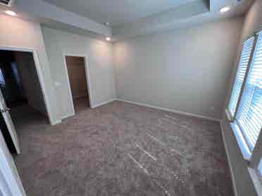 4 BR in Charlotte