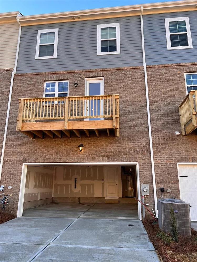 4 BR in Charlotte