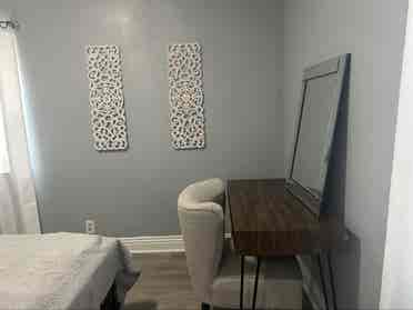 Room Available for Rent in Anaheim