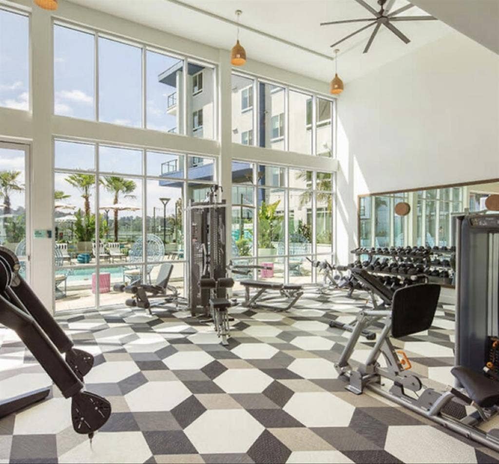 New Mission Valley Apt,Move in ASAP