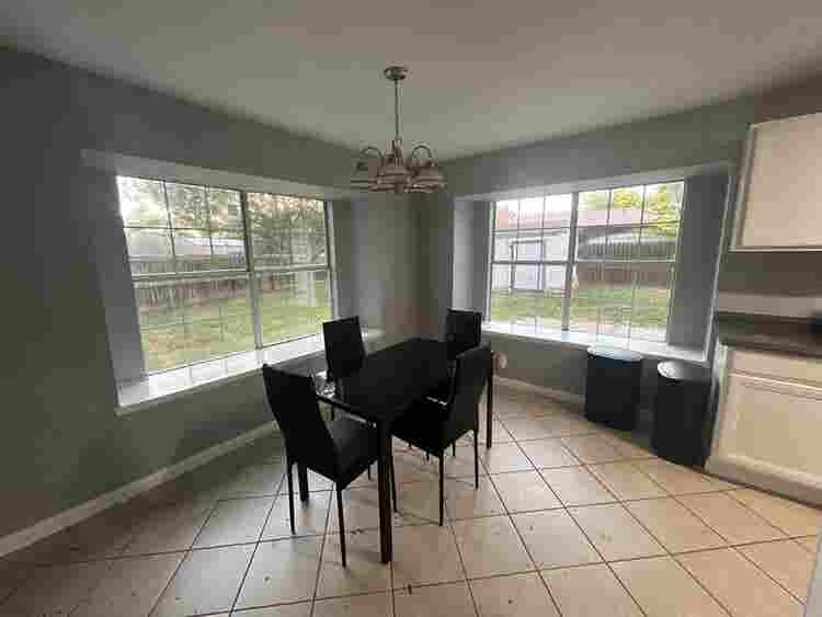 Large Room + office + own bathroom