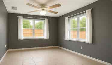 Large Room + office + own bathroom