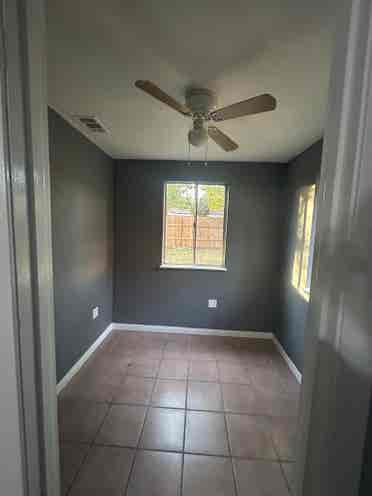 Large Room + office + own bathroom