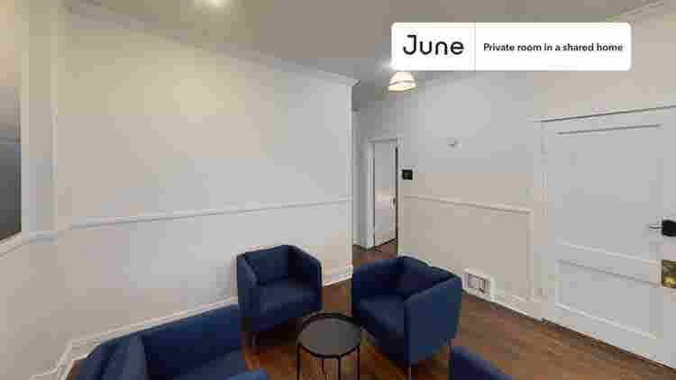 3 BR in Chicago