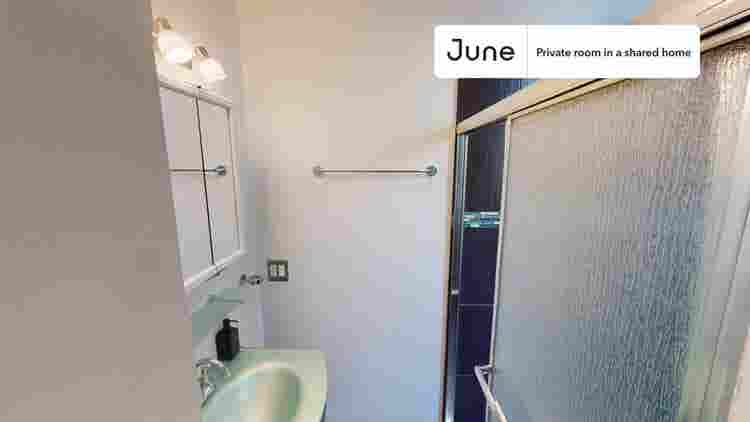 3 BR in Chicago