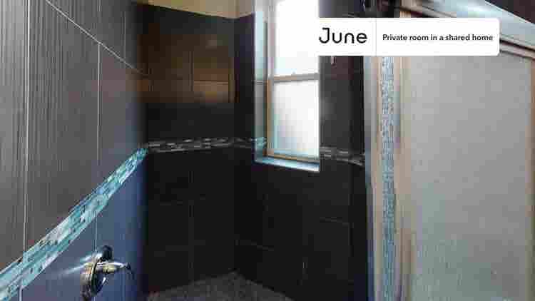 3 BR in Chicago