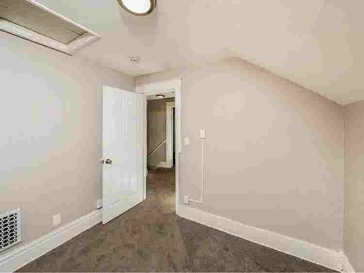 Spacious 3 bedroom ready now.