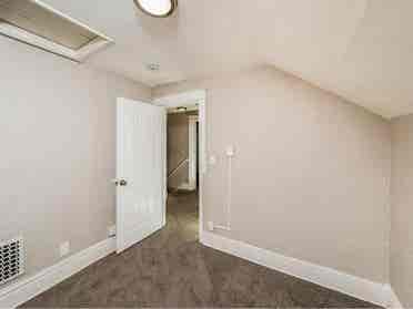 Spacious 3 bedroom ready now.