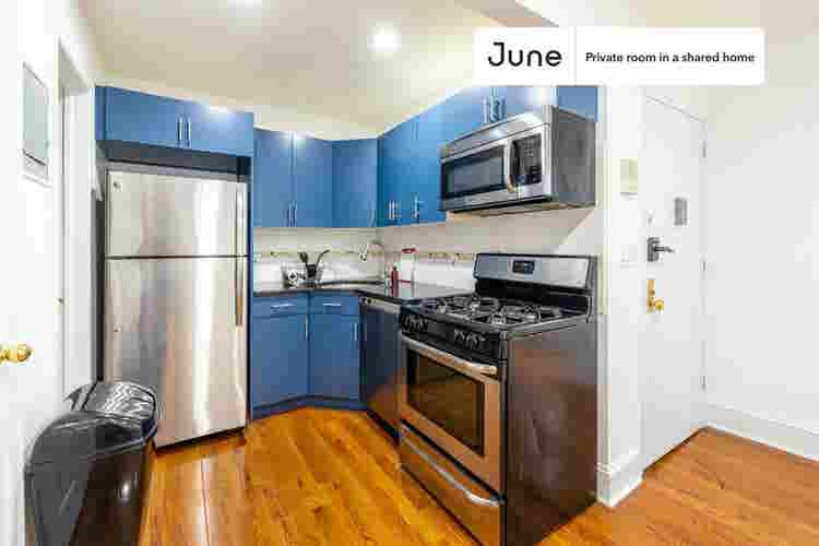 2 BR in New York City