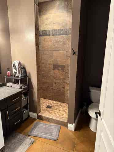 Furnished one bedroom utilities inc