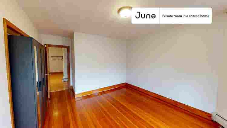 5 BR in Boston