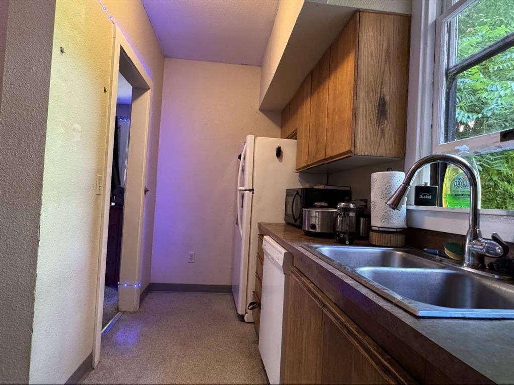 Open Room in a Great Housee