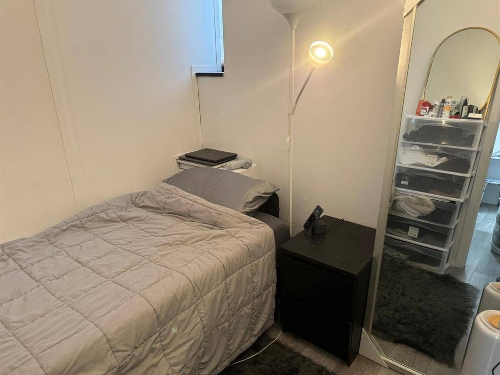 ✨Affordable Room in Midtown South✨
