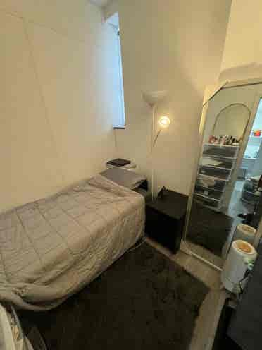 ✨Affordable Room in Midtown South✨